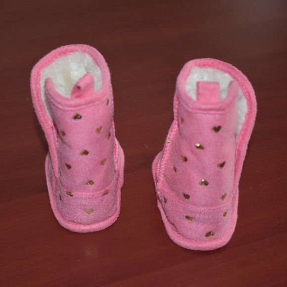 Primark Boots Pink with Golden Hearts Allover - Newborn to 3 months - Picture 2 of 6